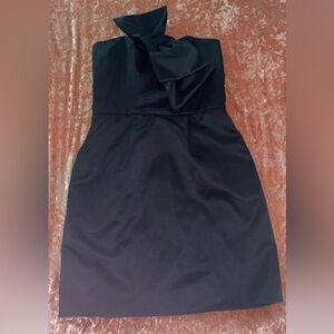 Elegant Black Dress - Mini